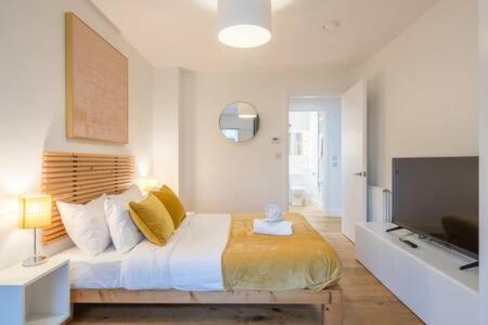 Apartamento Luxe Station Flat With Terrace